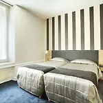De La Boetie Hotel