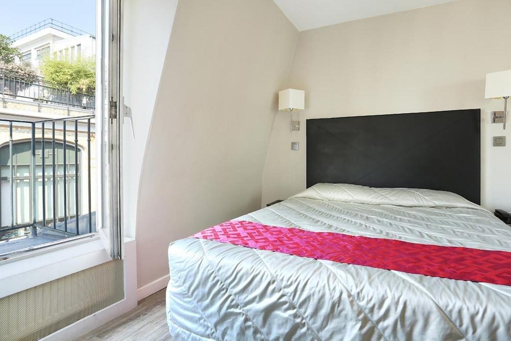 Hotel De La Boetie Paris