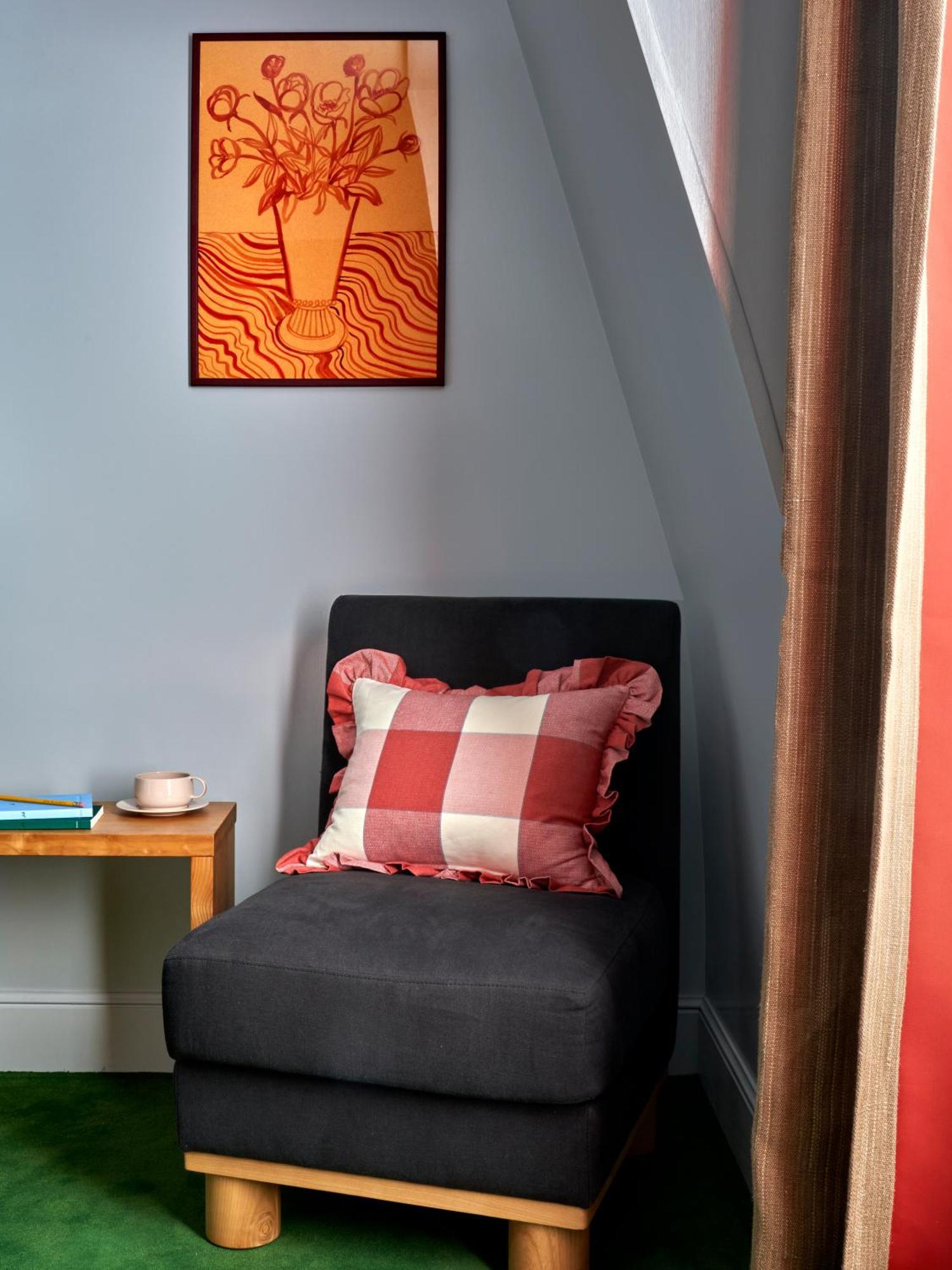 De La Boetie Hotel Paris