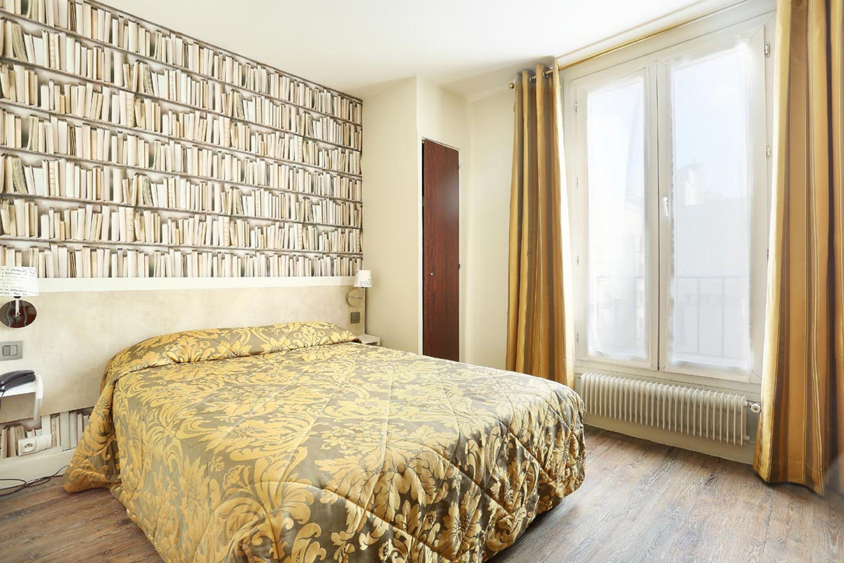 De La Boetie Hotel 4*