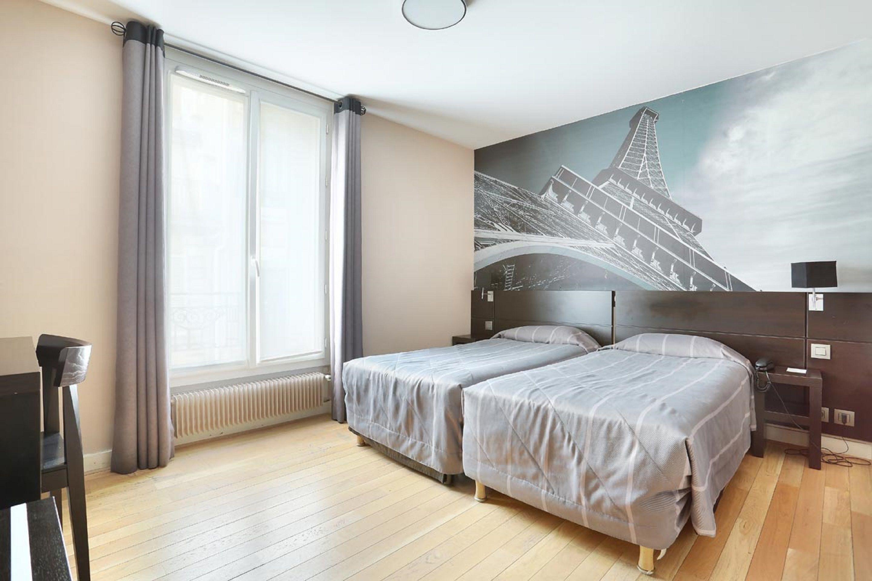 Hotel De La Boetie 4*